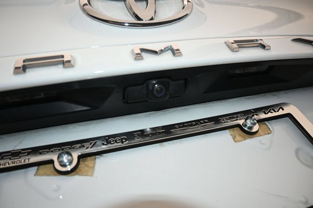Used 2022 Toyota Camry SE w/ Convenience Package FWD image 39