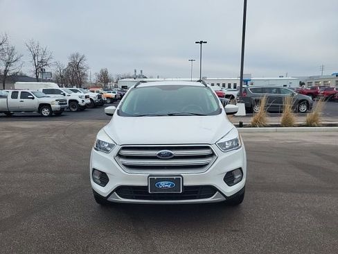 Used 2018 Ford Escape SE image 9