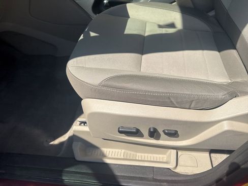 Used 2014 Ford Escape SE w/ Equipment Group 201A image 17