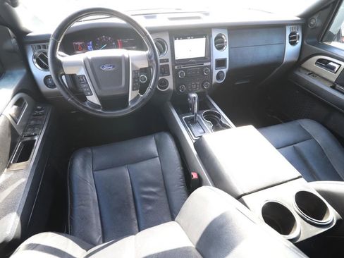 Used 2017 Ford Expedition EL Limited image 6