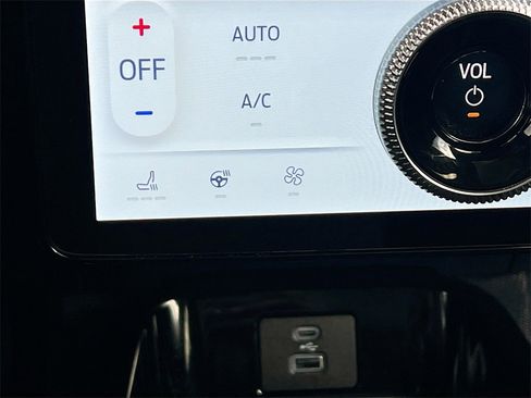 Used 2023 Ford Mustang Mach-E Premium image 20