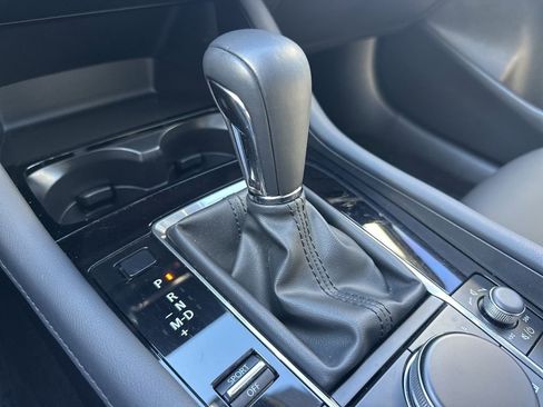 Used 2024 MAZDA MAZDA3 s image 17