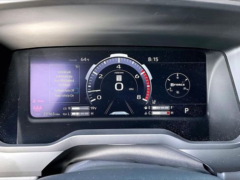 Used 2023 Toyota Tundra Platinum image 12