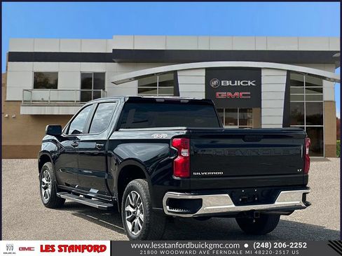 Certified 2021 Chevrolet Silverado 1500 LT AWD/4WD image 4