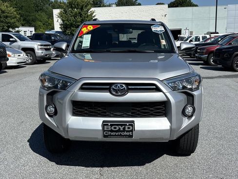 Used 2020 Toyota 4Runner SR5 Premium image 4