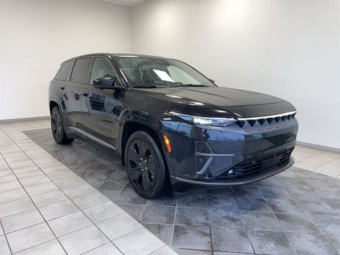 Used 2025 Jeep Wagoneer S Launch Edition image 1