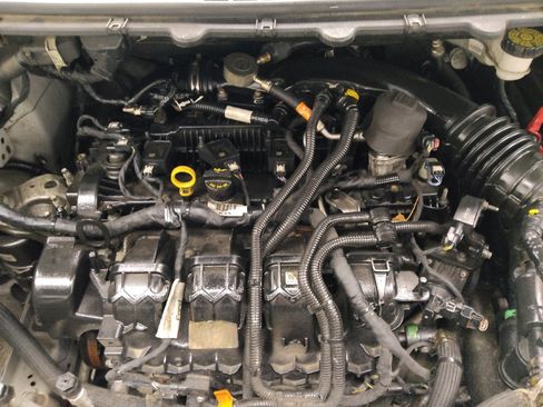 Used 2020 Ford Edge Titanium w/ Equipment Group 301A FWD image 30