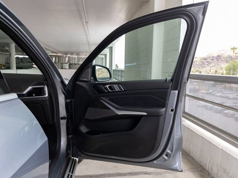 Used 2024 BMW X5 xDrive40i w/ Premium Package AWD/4WD image 27