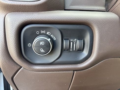New 2025 RAM 2500 Laramie AWD/4WD image 51