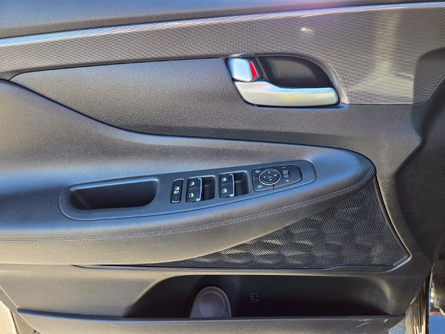 Used 2022 Hyundai Santa Fe SEL w/ Convenience Package FWD image 18