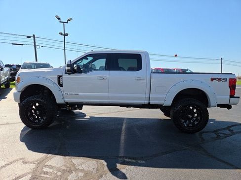 Used 2019 Ford F250 Platinum w/ Platinum Ultimate Package AWD/4WD image 3