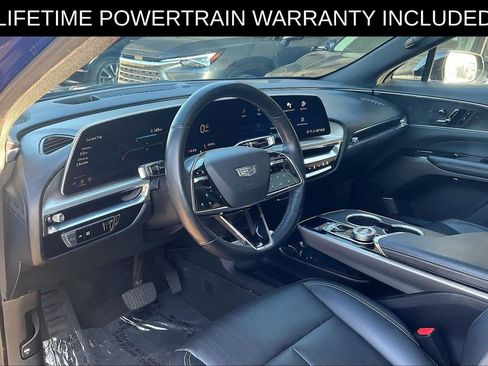 Used 2024 Cadillac Lyriq Sport RWD image 12