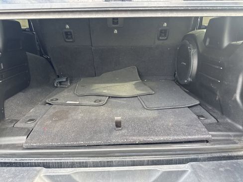 Used 2021 Jeep Wrangler Unlimited Rubicon w/ Xtreme Recon 35" Tire Package image 13