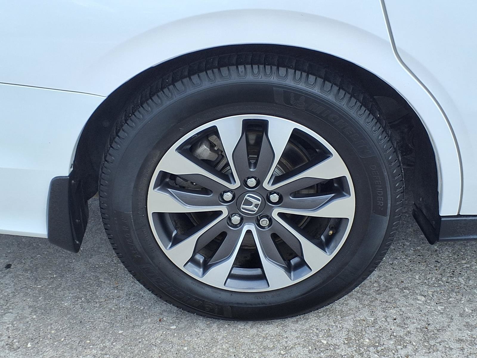 Certified 2023 Honda Odyssey EX-L image 26