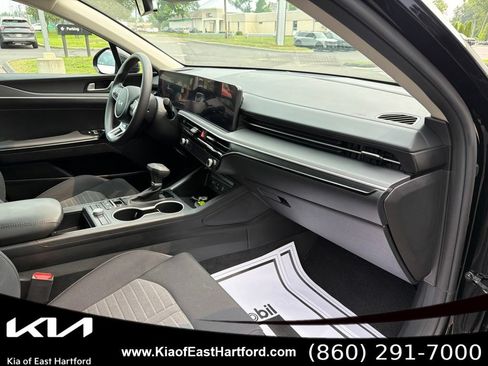 Used 2026 Kia K5 LXS FWD image 12