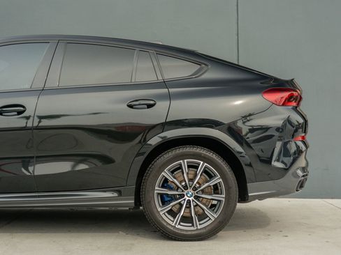 Used 2022 BMW X6 M50i w/ Premium Package image 19