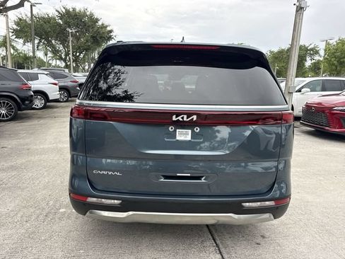 Used 2024 Kia Carnival SX FWD image 24