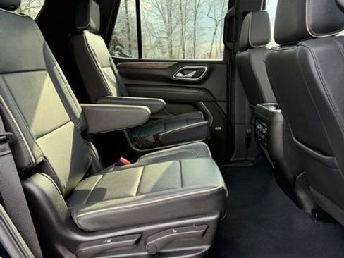 Used 2024 Chevrolet Tahoe Premier w/ Premium Package 2 image 22