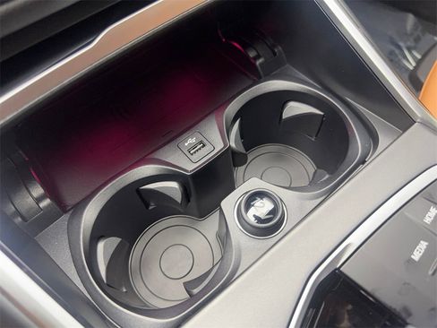 Used 2025 BMW 230i Coupe w/ M Sport Package image 64