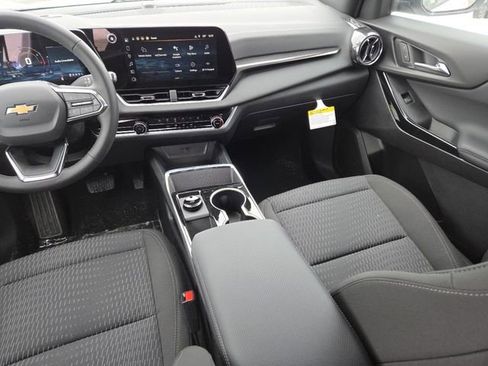 New 2026 Chevrolet Equinox LT image 30