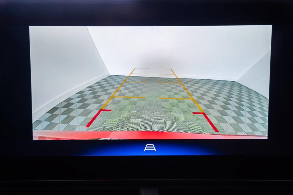 New 2026 Chevrolet Trax LT w/ Sunroof Package FWD image 39