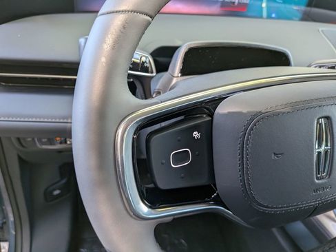 New 2026 Lincoln Nautilus Reserve image 23