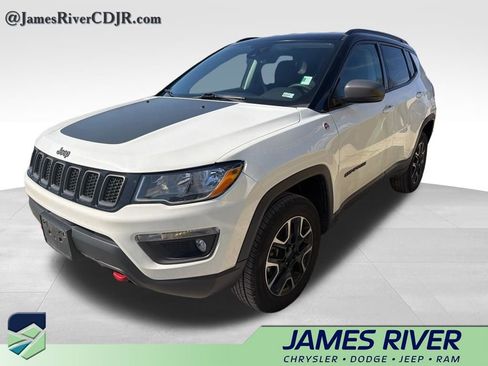 Used 2021 Jeep Compass Trailhawk image 1