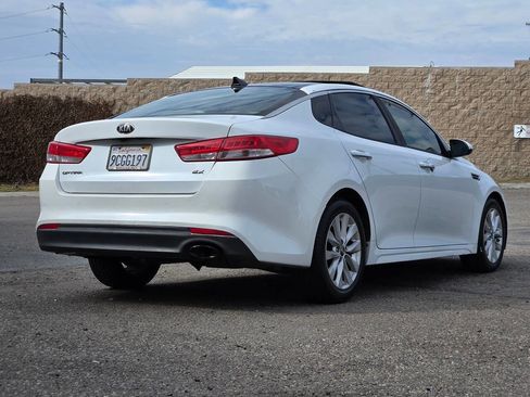 Used 2016 Kia Optima EX w/ Premium Package image 12