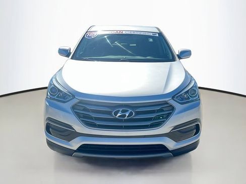 Used 2017 Hyundai Santa Fe Sport image 2