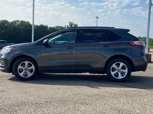Used 2020 Ford Edge SE FWD image 6