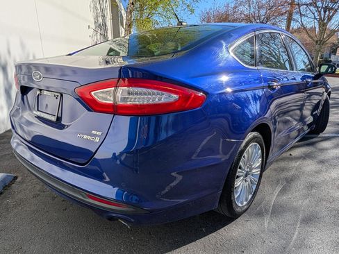 Used 2015 Ford Fusion SE w/ Equipment Group 502A image 6