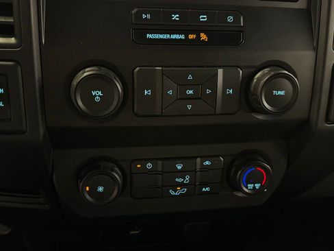 Used 2020 Ford F150 XL w/ Equipment Group 101A Mid AWD/4WD image 19