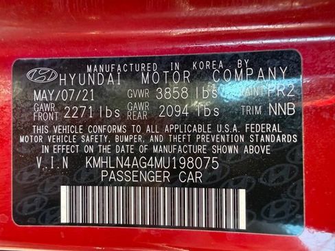 Used 2021 Hyundai Elantra SEL w/ Convenience + Premium Package FWD image 45