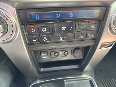 Used 2018 Toyota 4Runner Limited RWD image 13
