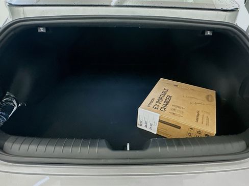 Used 2024 Hyundai Ioniq 6 SEL AWD/4WD image 29