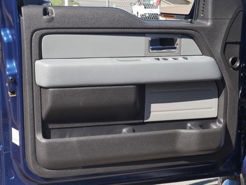 Used 2011 Ford F150 XLT w/ XLT Chrome Pkg AWD/4WD image 31