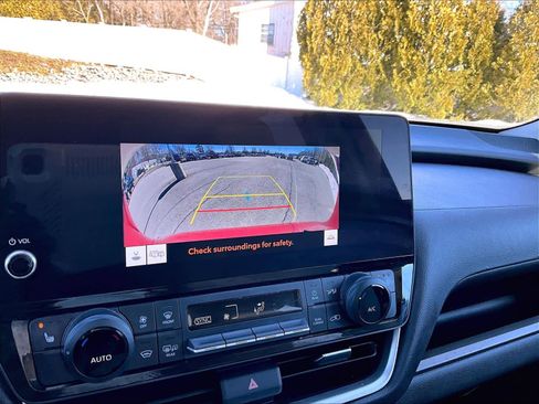 Used 2024 Toyota Grand Highlander XLE image 20