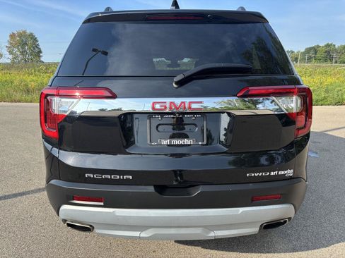 Used 2023 GMC Acadia SLE w/ Driver Convenience Package AWD/4WD image 4