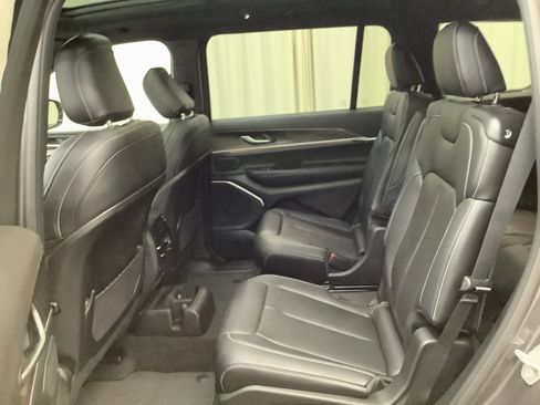 New 2026 Jeep Grand Cherokee L Limited w/ Limited Altitude Package AWD/4WD image 26