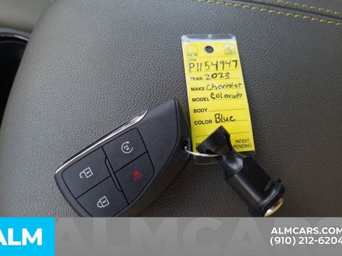 Used 2023 Chevrolet Colorado ZR2 w/ ZR2 Convenience Package III AWD/4WD image 37