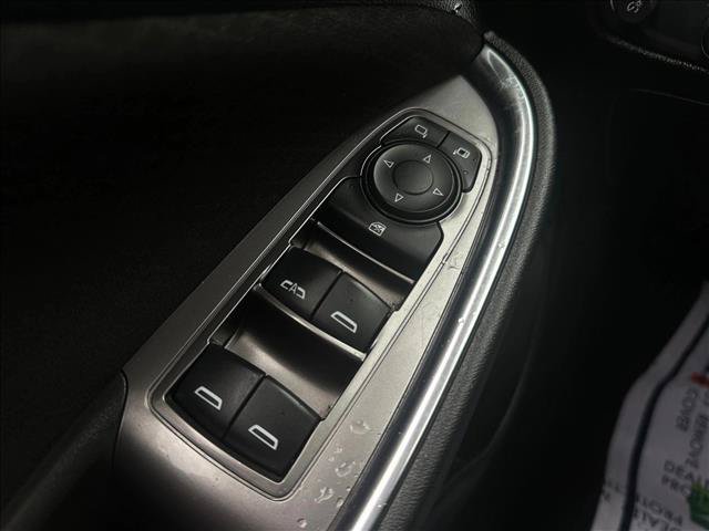 Used 2018 Chevrolet Malibu LT FWD image 16