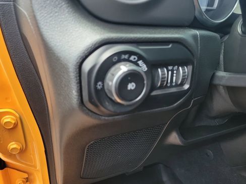 Used 2021 Jeep Wrangler Unlimited Sport AWD/4WD image 18