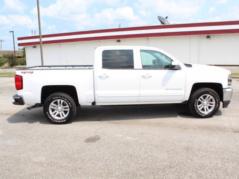 Used 2018 Chevrolet Silverado 1500 LT w/ All Star Edition AWD/4WD image 11