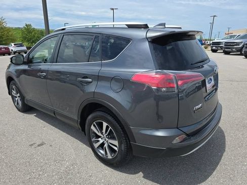 Used 2016 Toyota RAV4 XLE FWD image 3