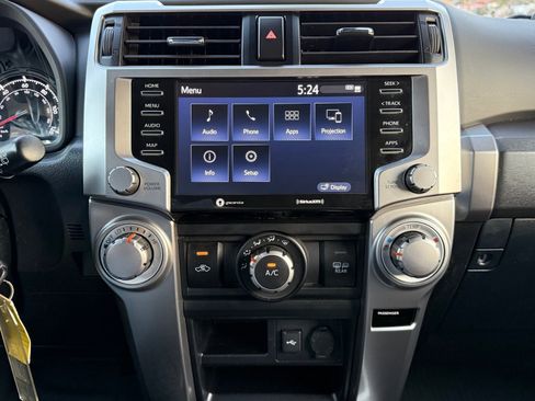 Used 2021 Toyota 4Runner SR5 image 29