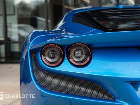 Used 2021 Ferrari F8 Tributo image 15