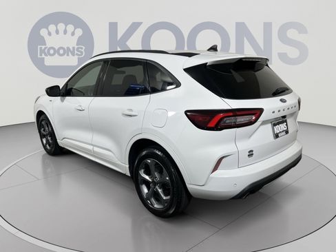 Certified 2023 Ford Escape ST-Line w/ Equipment Group 301A FWD image 8