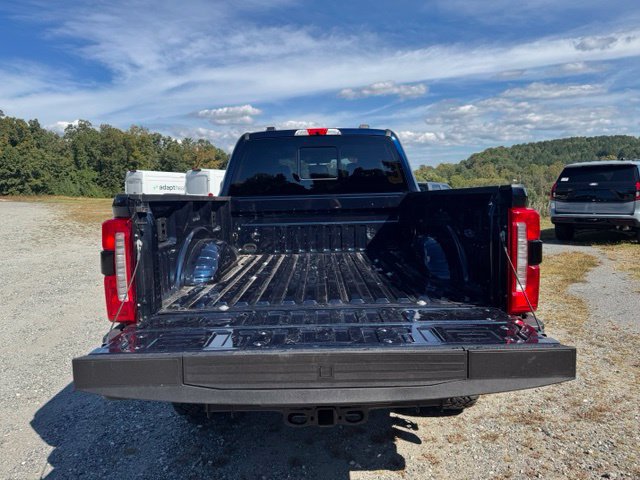 Used 2025 Ford F250 Lariat w/ Lariat Ultimate Package AWD/4WD image 7