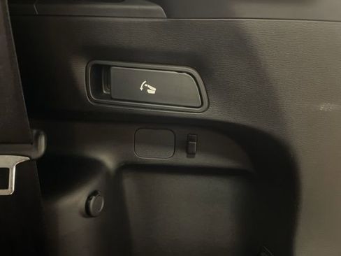 Used 2023 Mitsubishi Outlander SEL Black Edition image 45