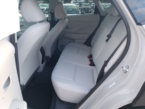 New 2026 Hyundai Kona SE image 12